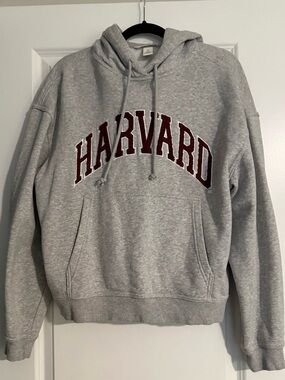NWOT Harvard Gray and Crimson Pullover Hoodie Sweatshirt - Size Medium